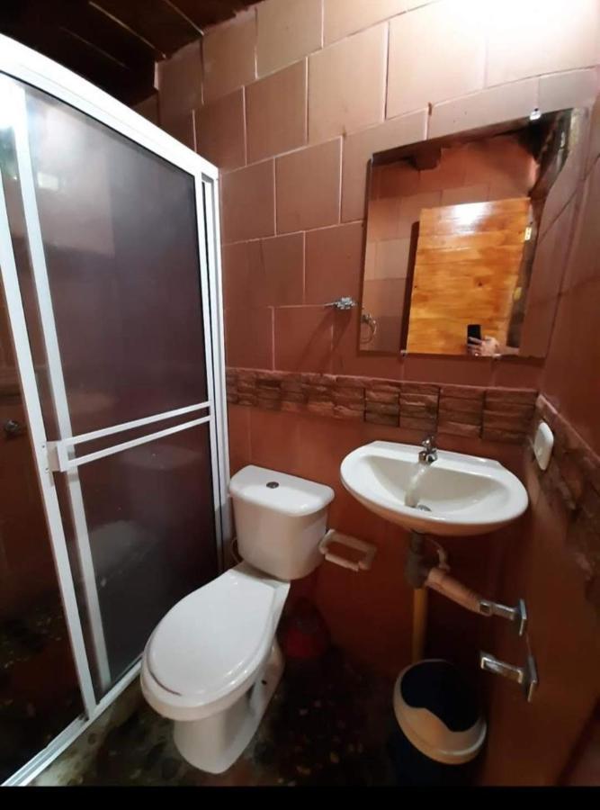 Hostal Y Cabanas Los Juanes 贾丁 外观 照片
