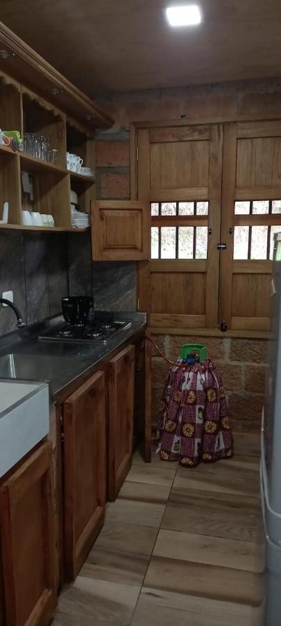 Hostal Y Cabanas Los Juanes 贾丁 外观 照片
